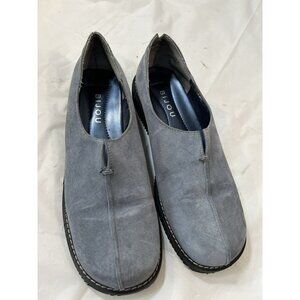 Bijou suede Slip on shoe loafer size 6 M